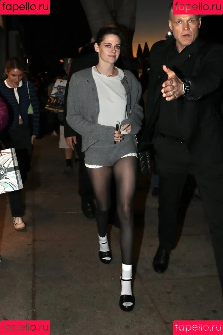 Kristen Stewart / kristenstewart / kristenstewartx Onlyfans Photo Gallery 