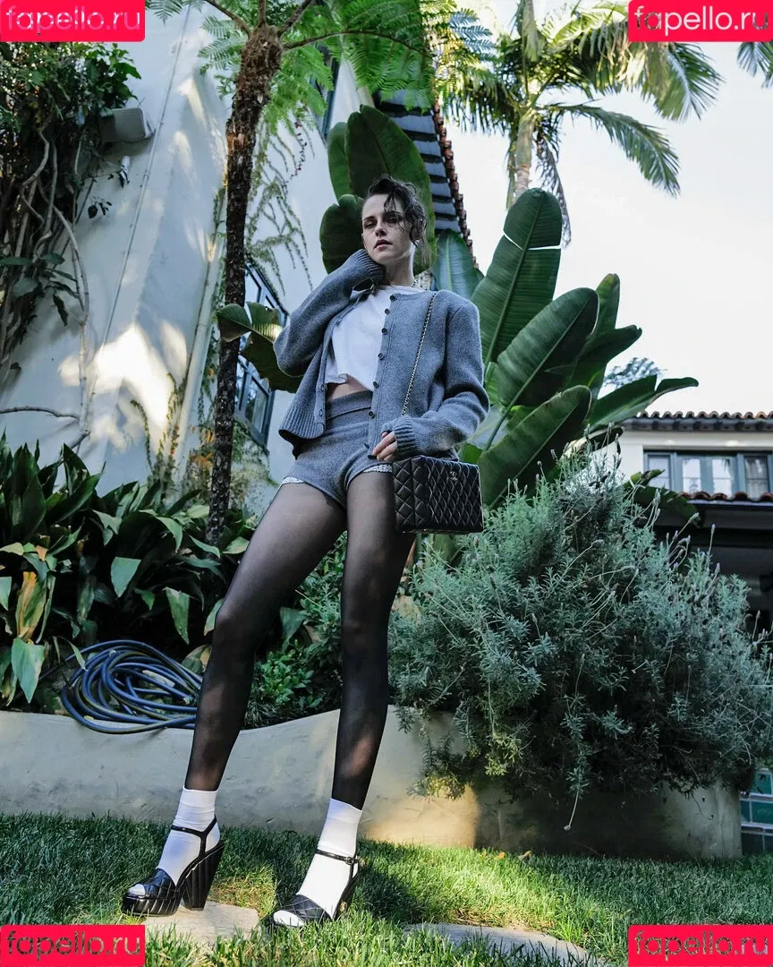 Kristen Stewart / kristenstewart / kristenstewartx Onlyfans Photo Gallery 