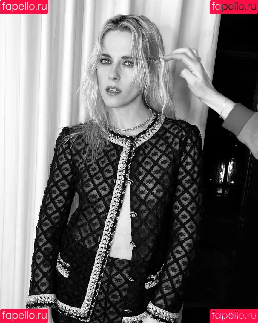 Kristen Stewart / kristenstewart / kristenstewartx Onlyfans Photo Gallery 