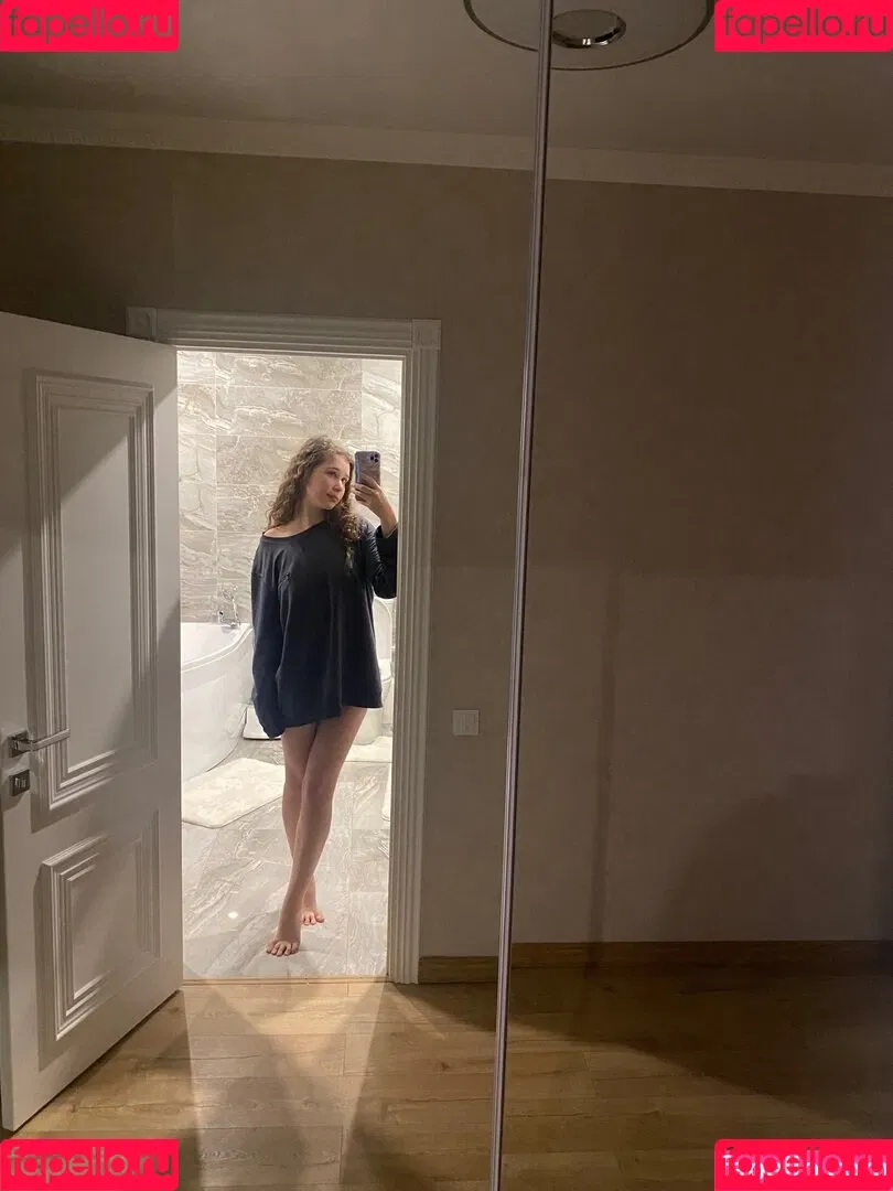 NatsukiZefirka / Zefirka Natsuki / Zefirka_ Natsuki / Zefirka_natsuki / Zefirkanatsuki Onlyfans Photo Gallery 