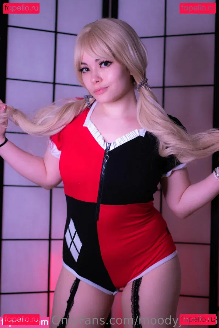 MoodyNekoJes / moodyjes723 Onlyfans Photo Gallery 