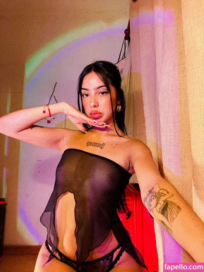 cinnachub / cuncubinaa / cuncubinaaa Onlyfans Photo Gallery 