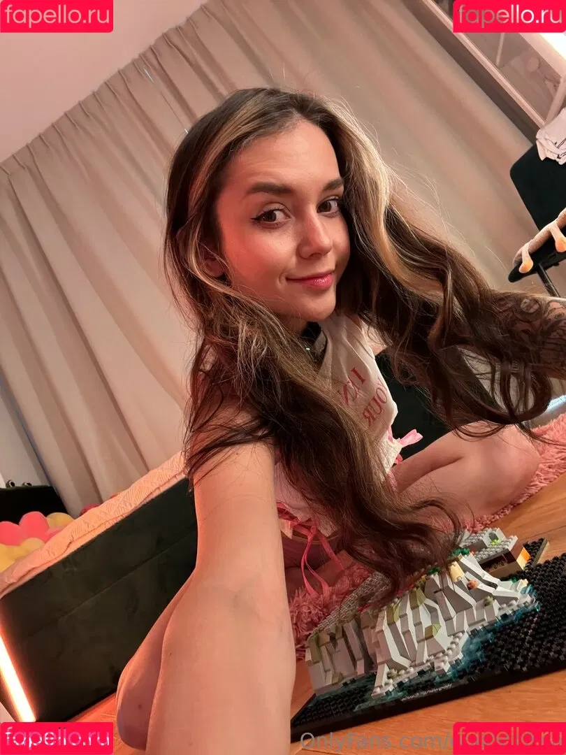 eva_oopsy / oooopsfree Onlyfans Photo Gallery 