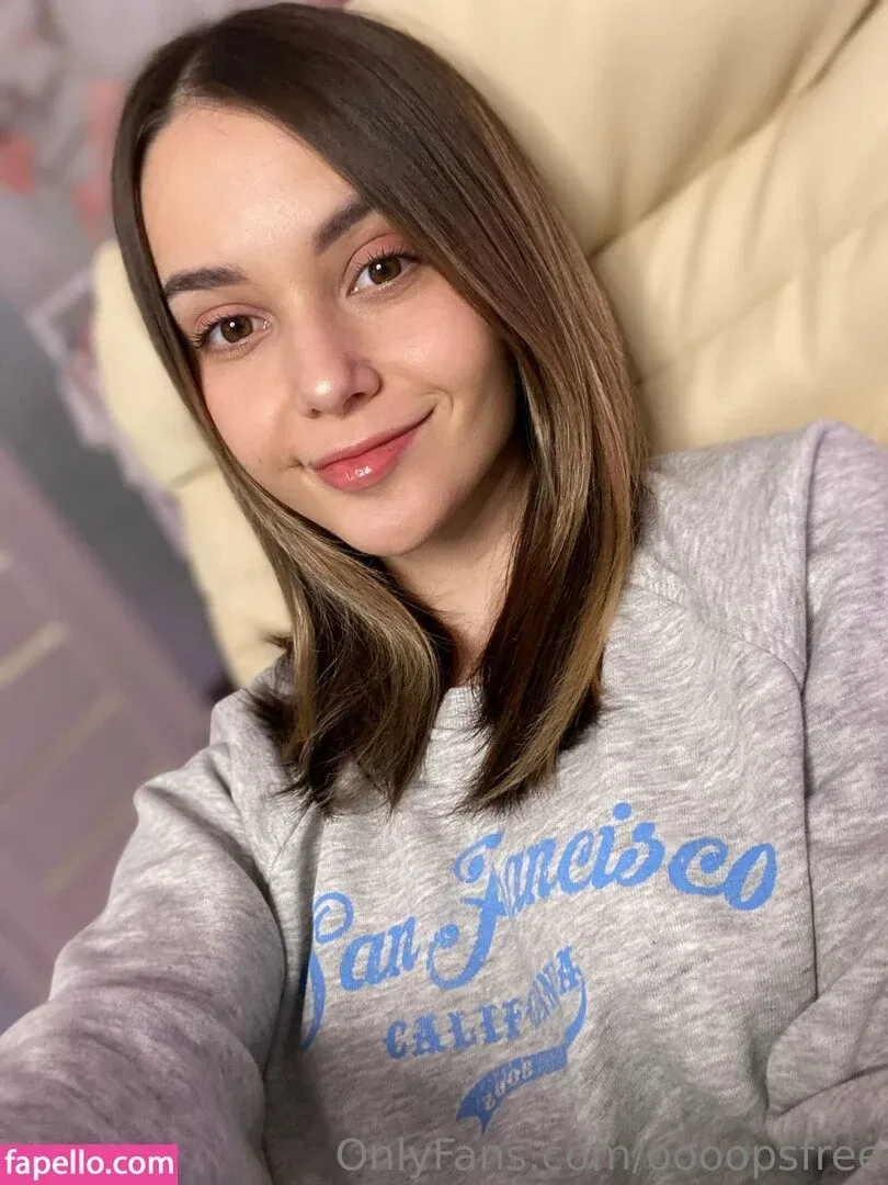 eva_oopsy / oooopsfree Onlyfans Photo Gallery 