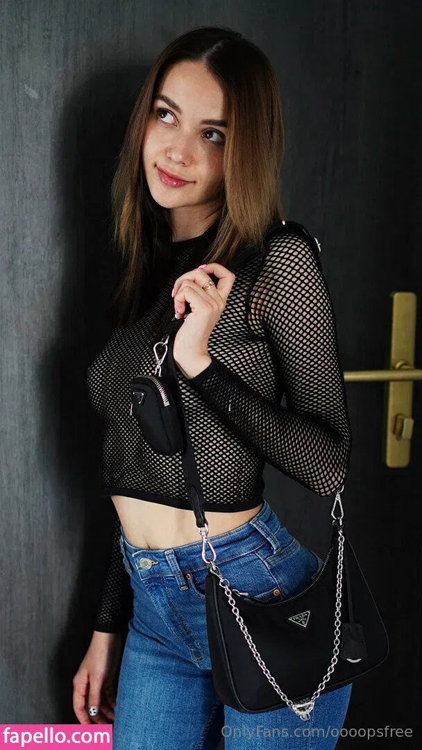 eva_oopsy / oooopsfree Onlyfans Photo Gallery 