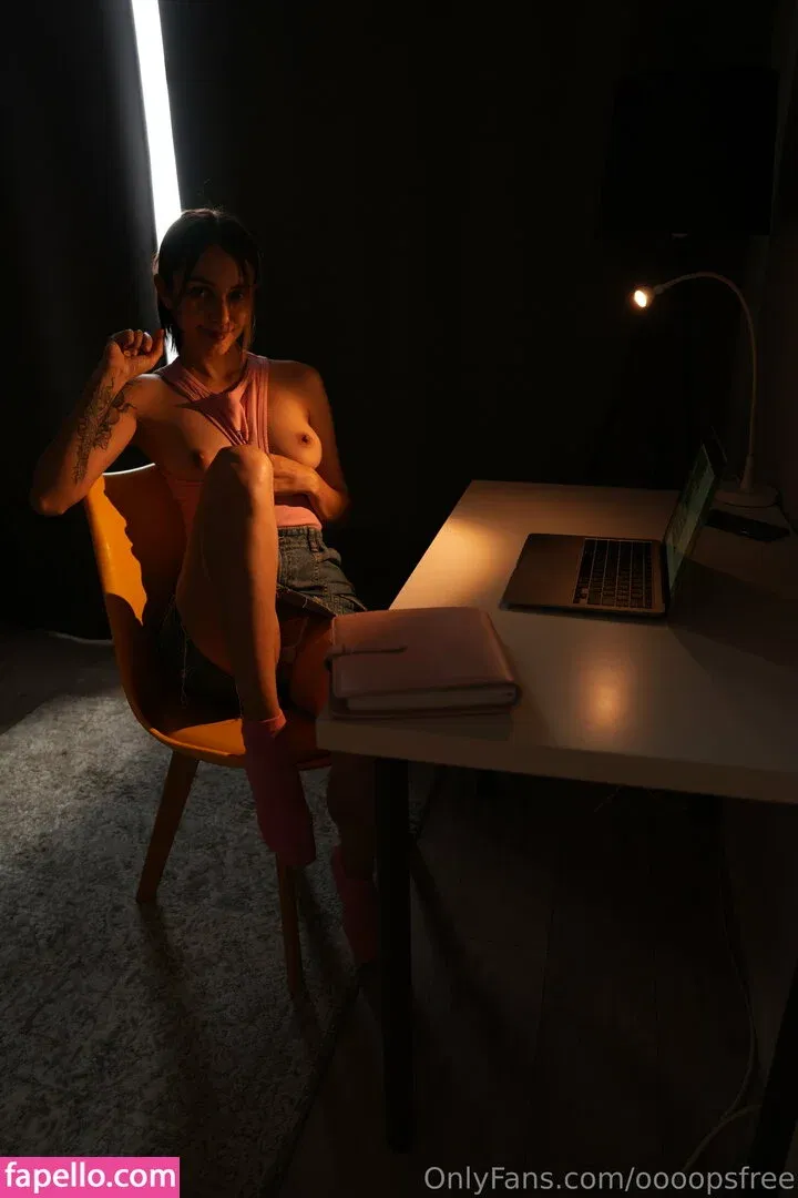 eva_oopsy / oooopsfree Onlyfans Photo Gallery 