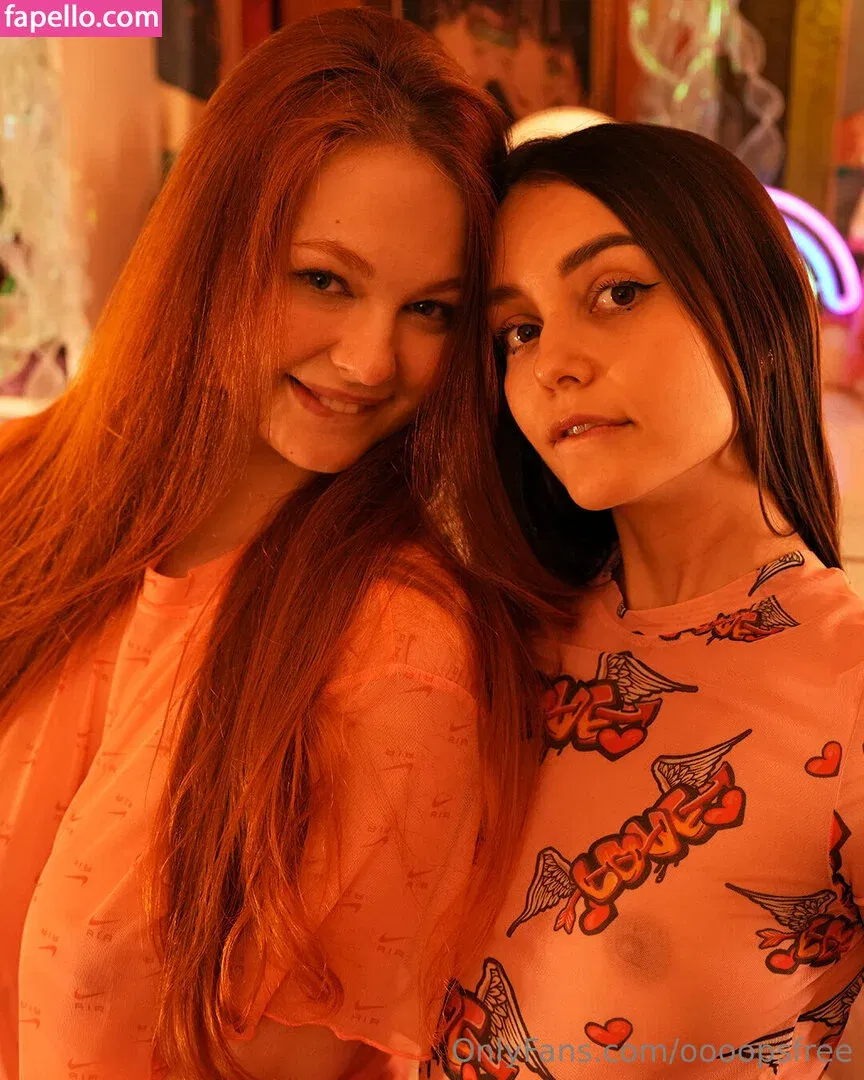 eva_oopsy / oooopsfree Onlyfans Photo Gallery 