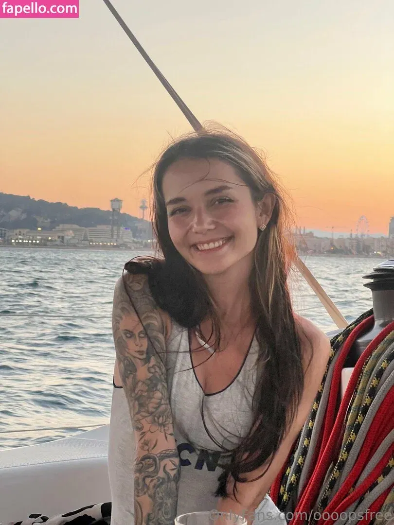 eva_oopsy / oooopsfree Onlyfans Photo Gallery 