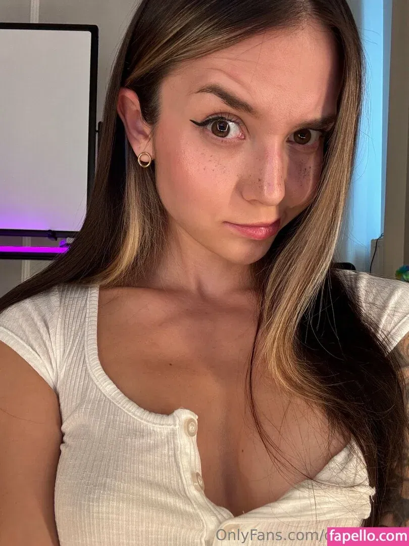 eva_oopsy / oooopsfree Onlyfans Photo Gallery 