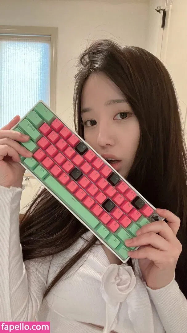 ploy.69 / ploy69 Onlyfans Photo Gallery 