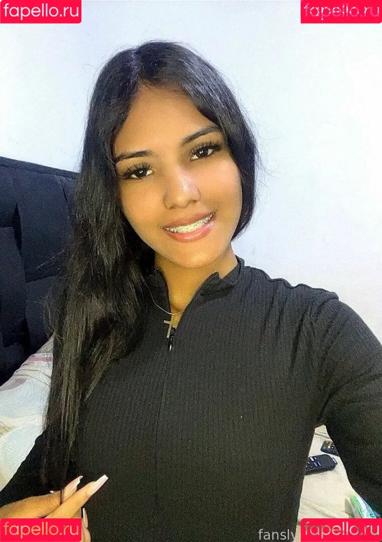 Vale21 / vale21.artist Onlyfans Photo Gallery 