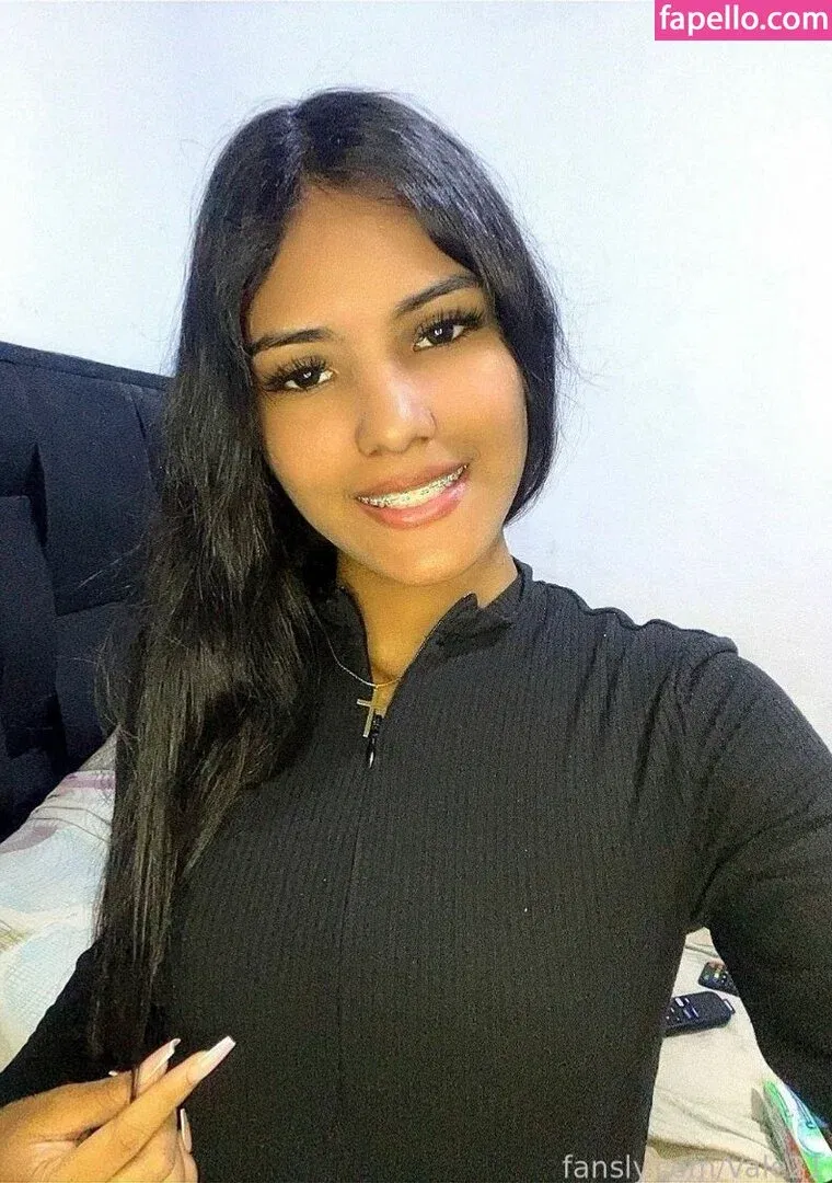 Vale21 / vale21.artist Onlyfans Photo Gallery 