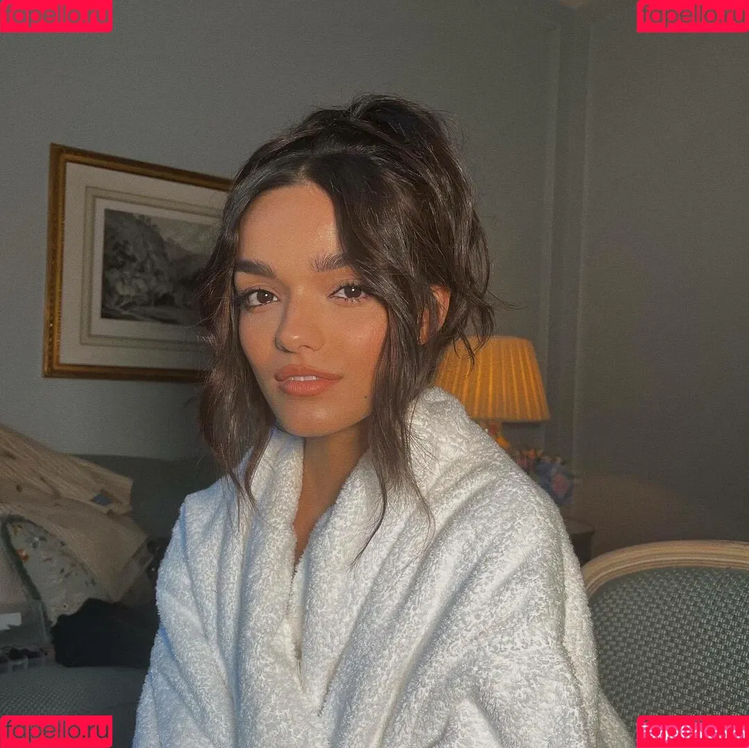 Rachel Zegler / rachelzegler / rachmariexoxo Onlyfans Photo Gallery 