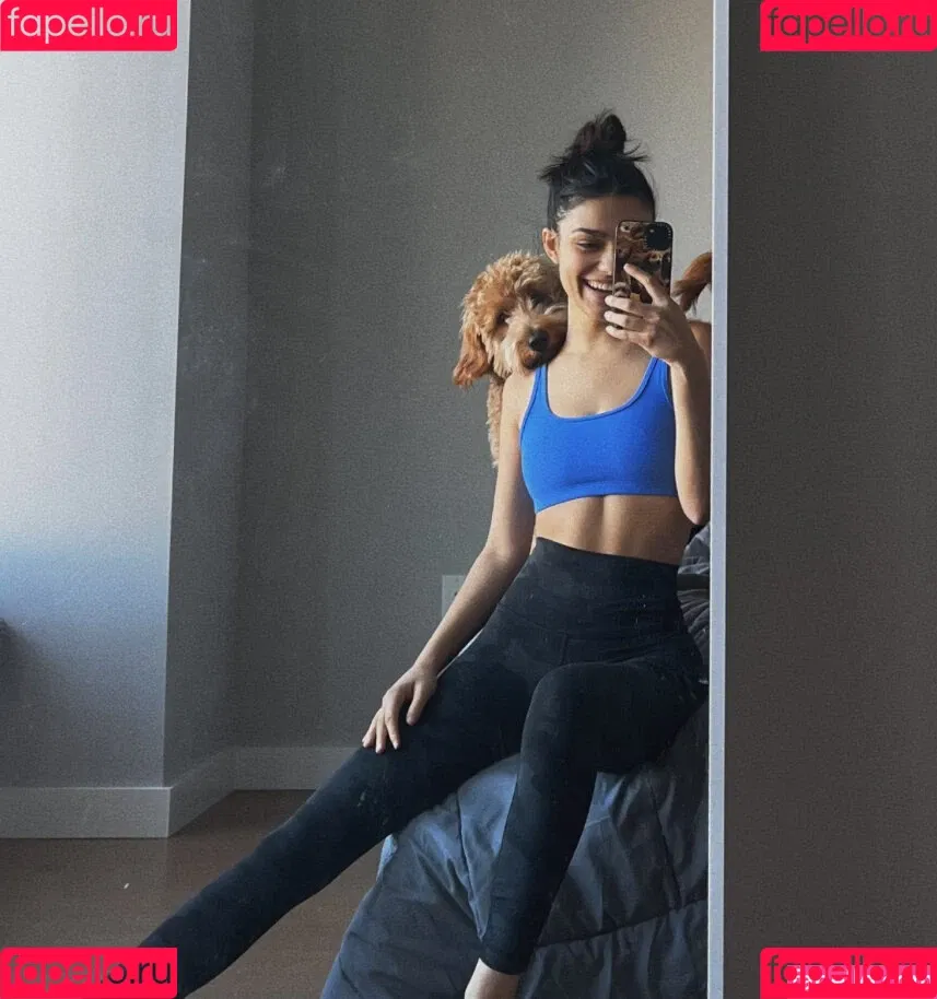 Rachel Zegler / rachelzegler / rachmariexoxo Onlyfans Photo Gallery 