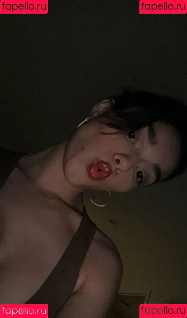 Rachel Zegler / rachelzegler / rachmariexoxo Onlyfans Photo Gallery 