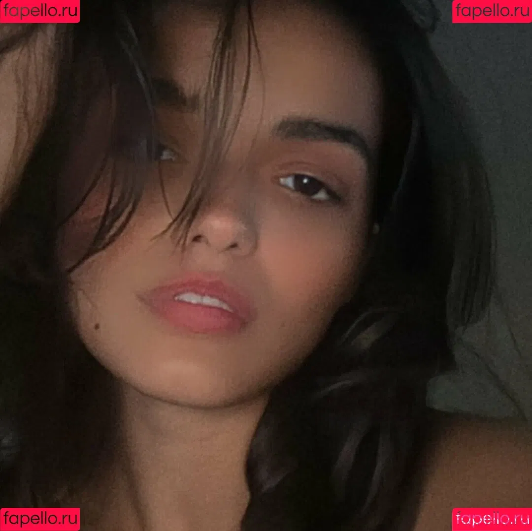 Rachel Zegler / rachelzegler / rachmariexoxo Onlyfans Photo Gallery 
