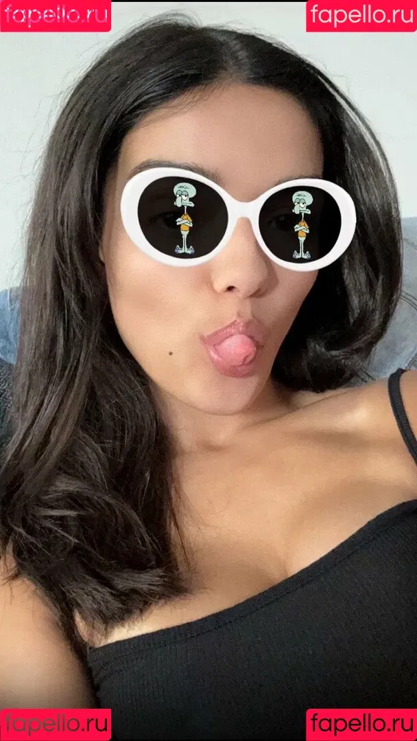 Rachel Zegler / rachelzegler / rachmariexoxo Onlyfans Photo Gallery 
