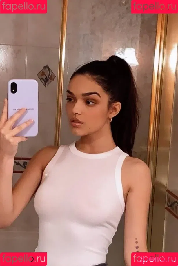 Rachel Zegler / rachelzegler / rachmariexoxo Onlyfans Photo Gallery 