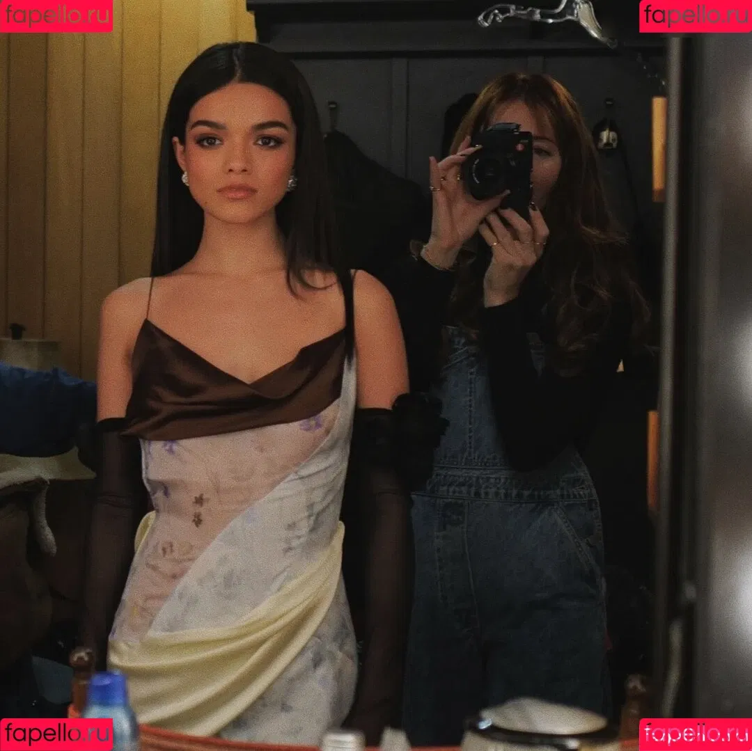 Rachel Zegler / rachelzegler / rachmariexoxo Onlyfans Photo Gallery 