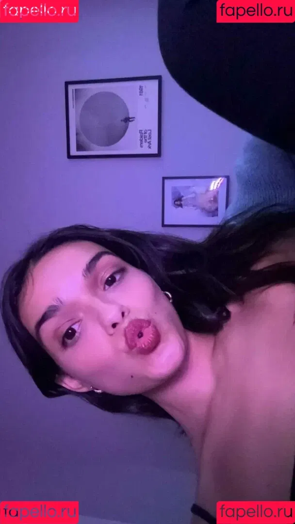 Rachel Zegler / rachelzegler / rachmariexoxo Onlyfans Photo Gallery 