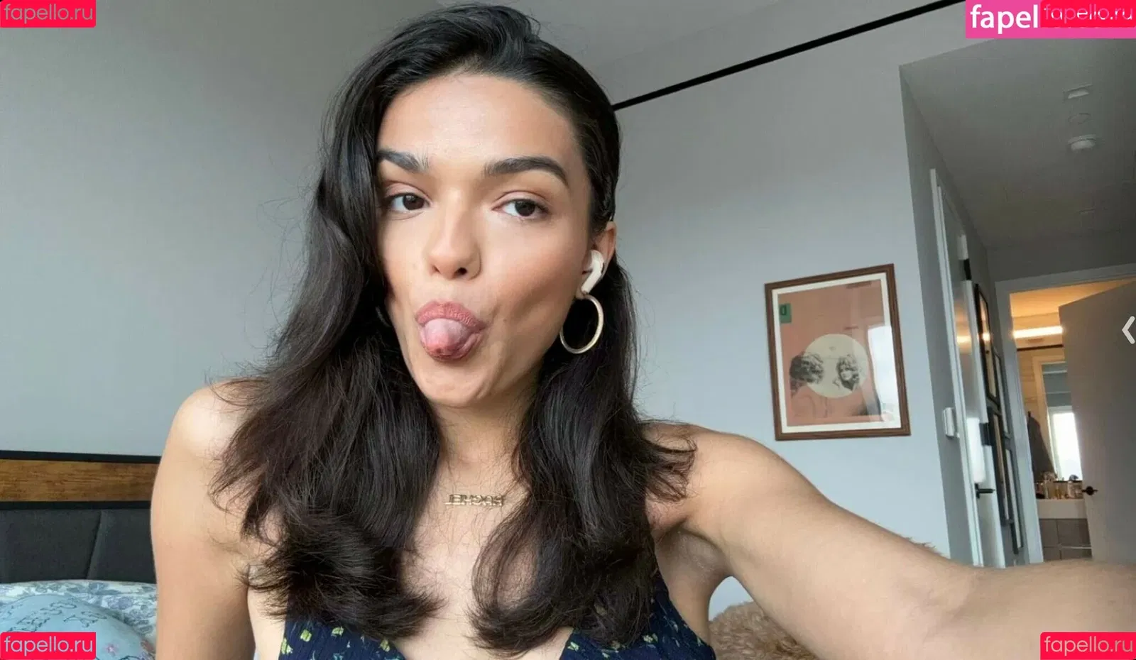 Rachel Zegler / rachelzegler / rachmariexoxo Onlyfans Photo Gallery 
