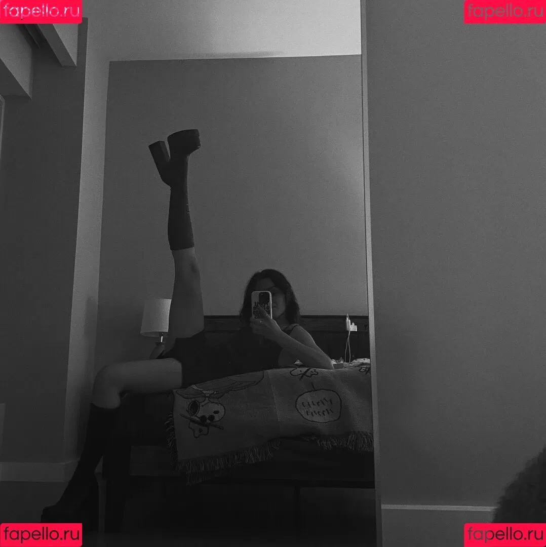 Rachel Zegler / rachelzegler / rachmariexoxo Onlyfans Photo Gallery 