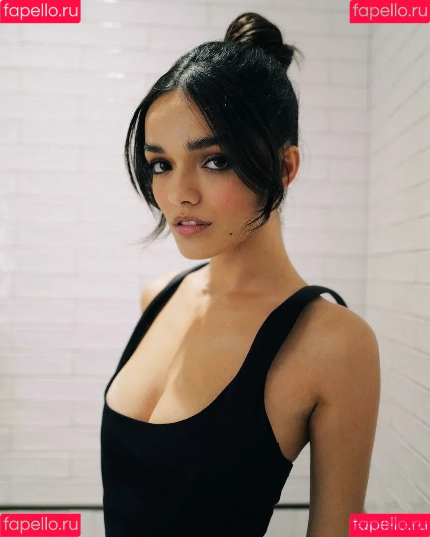 Rachel Zegler / rachelzegler / rachmariexoxo Onlyfans Photo Gallery 