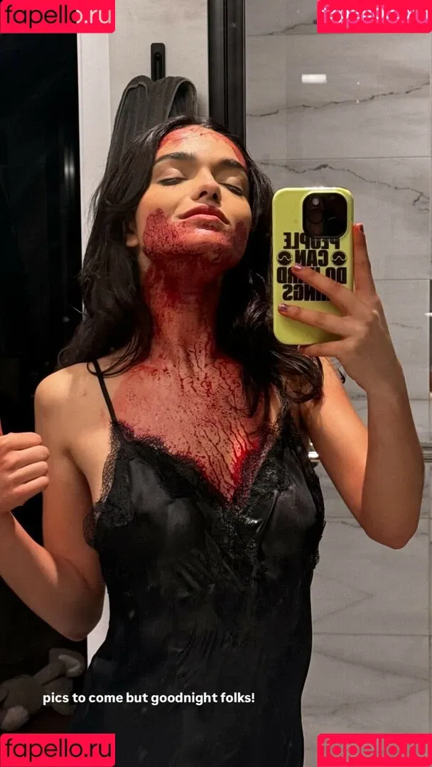 Rachel Zegler / rachelzegler / rachmariexoxo Onlyfans Photo Gallery 