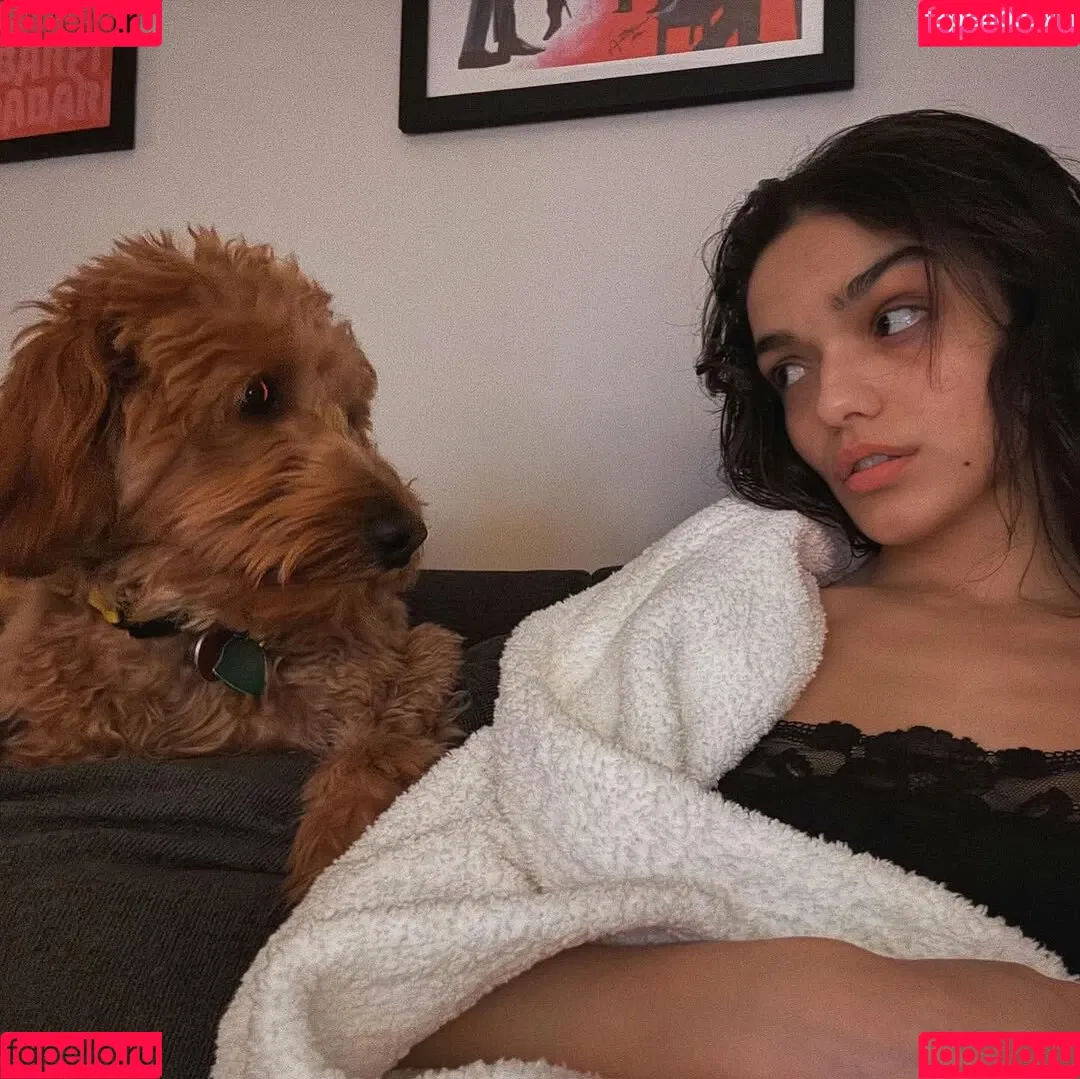 Rachel Zegler / rachelzegler / rachmariexoxo Onlyfans Photo Gallery 