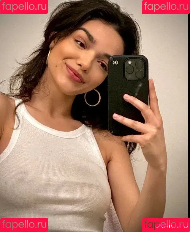 Rachel Zegler / rachelzegler / rachmariexoxo Onlyfans Photo Gallery 