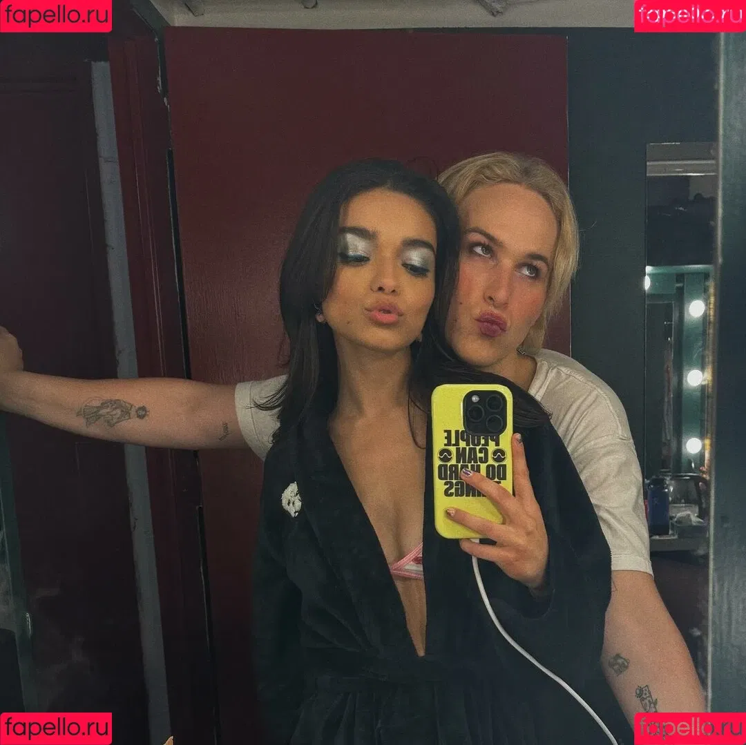 Rachel Zegler / rachelzegler / rachmariexoxo Onlyfans Photo Gallery 