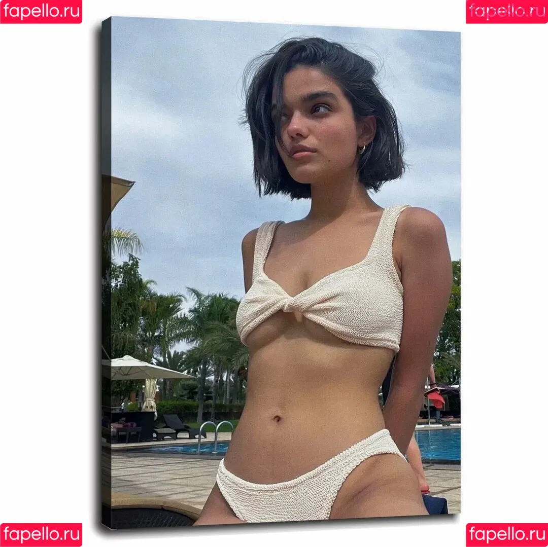 Rachel Zegler / rachelzegler / rachmariexoxo Onlyfans Photo Gallery 