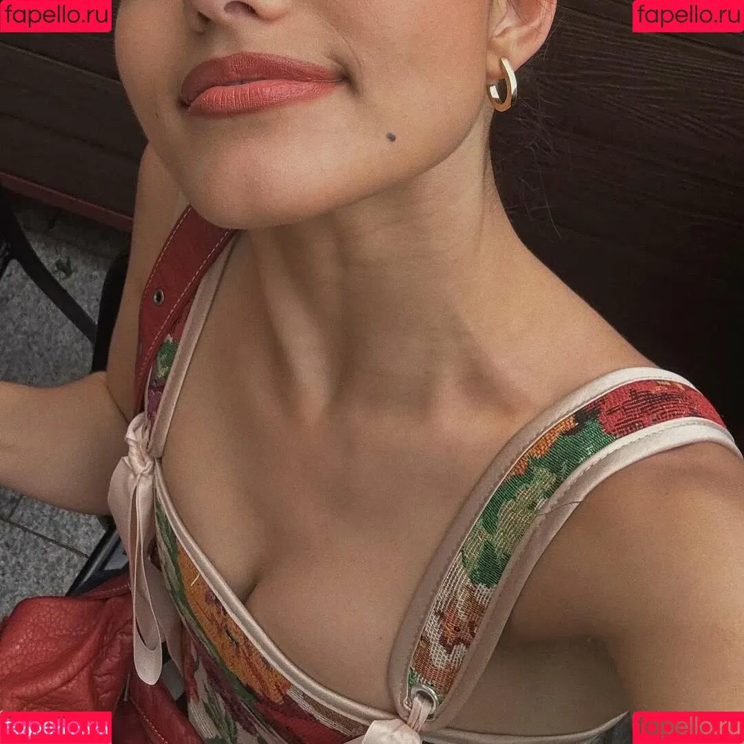 Rachel Zegler / rachelzegler / rachmariexoxo Onlyfans Photo Gallery 