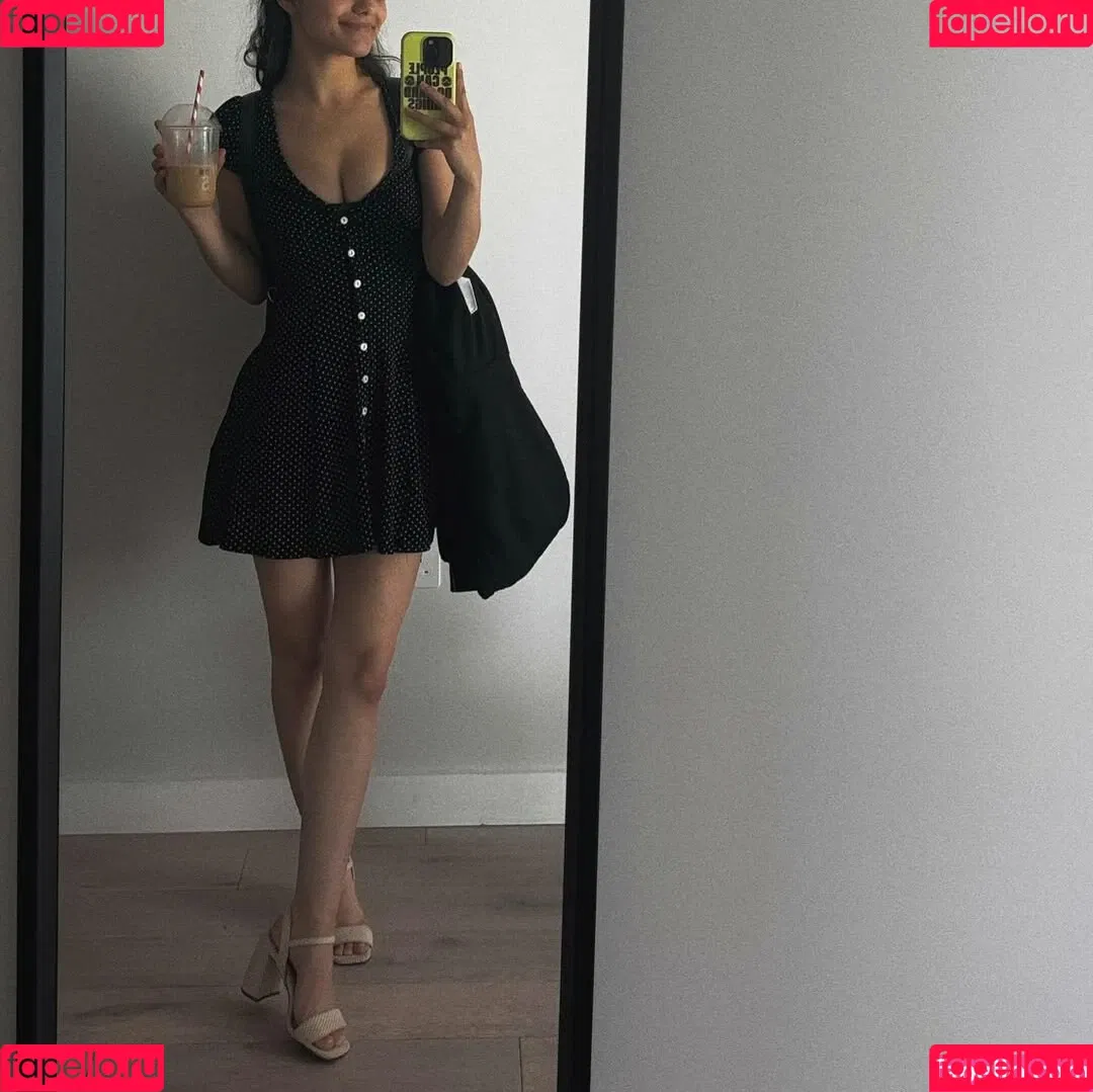 Rachel Zegler / rachelzegler / rachmariexoxo Onlyfans Photo Gallery 