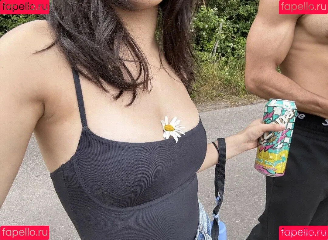 Rachel Zegler / rachelzegler / rachmariexoxo Onlyfans Photo Gallery 
