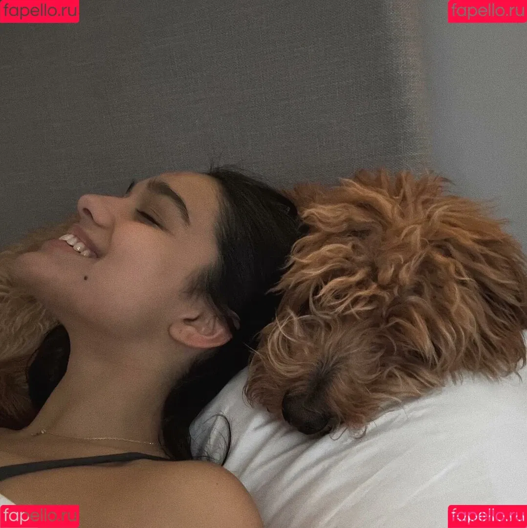 Rachel Zegler / rachelzegler / rachmariexoxo Onlyfans Photo Gallery 