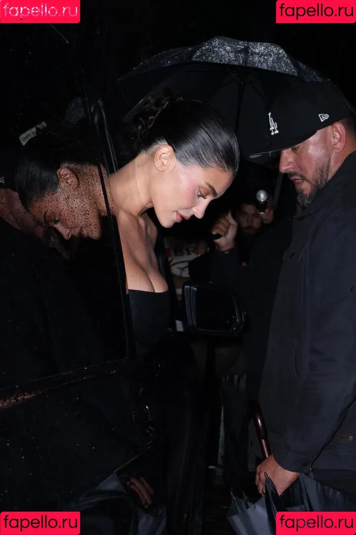 Kylie Jenner / KylieJenner / kyliejenner.2 Onlyfans Photo Gallery 
