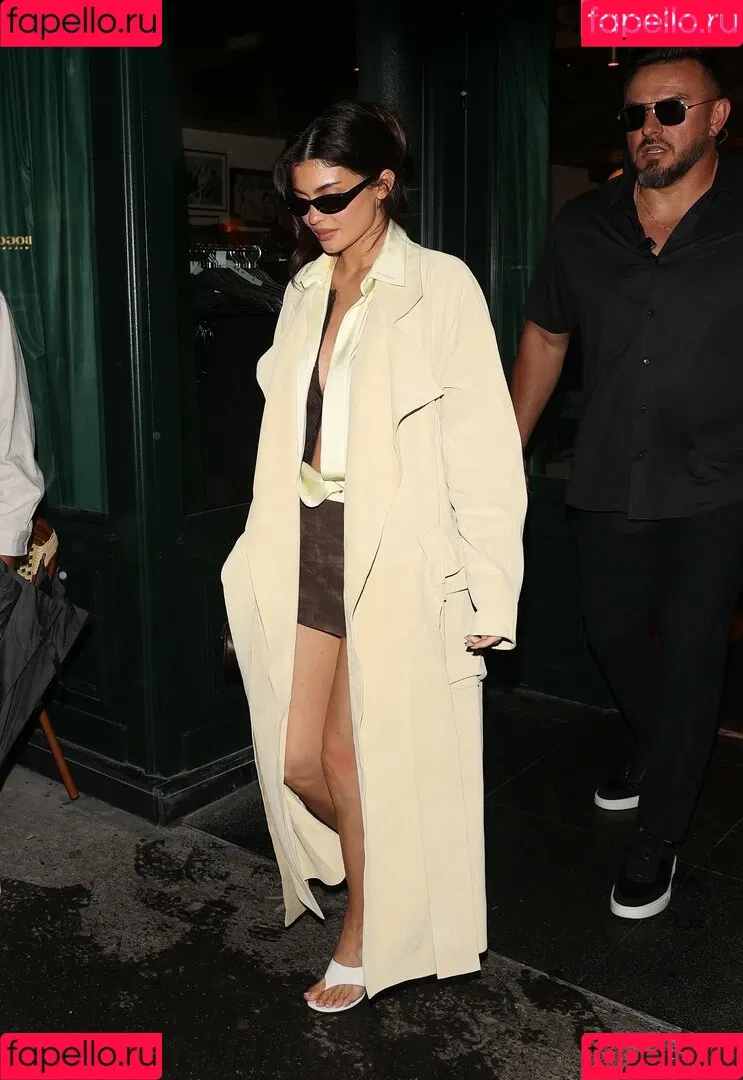 Kylie Jenner / KylieJenner / kyliejenner.2 Onlyfans Photo Gallery 
