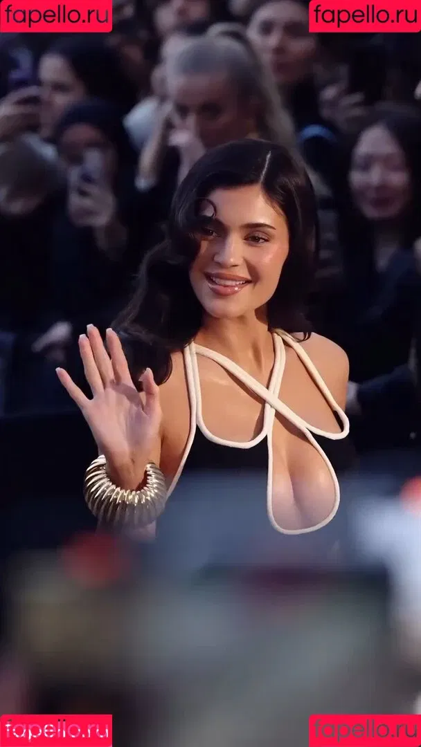 Kylie Jenner / KylieJenner / kyliejenner.2 Onlyfans Photo Gallery 
