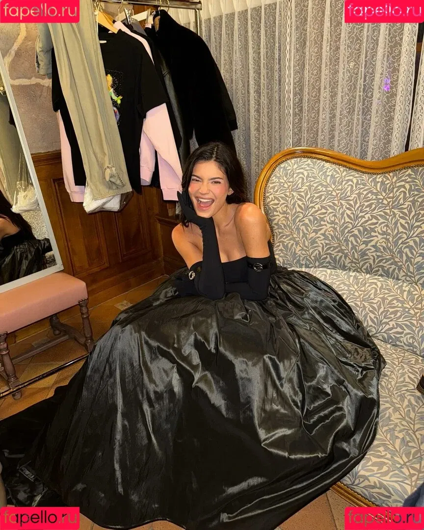 Kylie Jenner / KylieJenner / kyliejenner.2 Onlyfans Photo Gallery 
