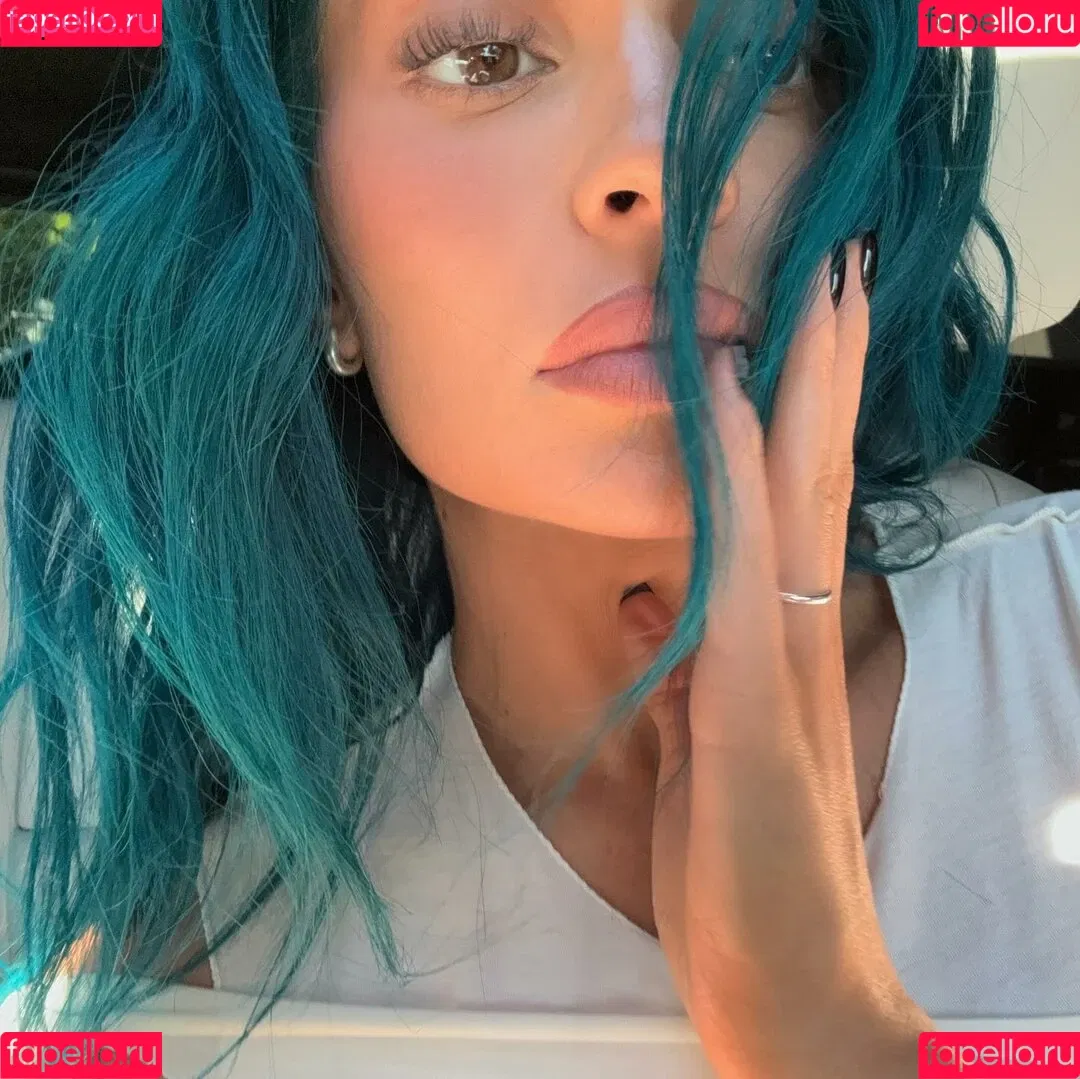 Kylie Jenner / KylieJenner / kyliejenner.2 Onlyfans Photo Gallery 