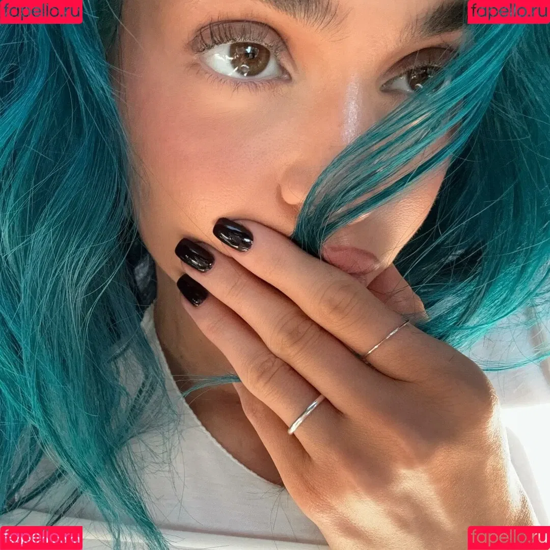 Kylie Jenner / KylieJenner / kyliejenner.2 Onlyfans Photo Gallery 