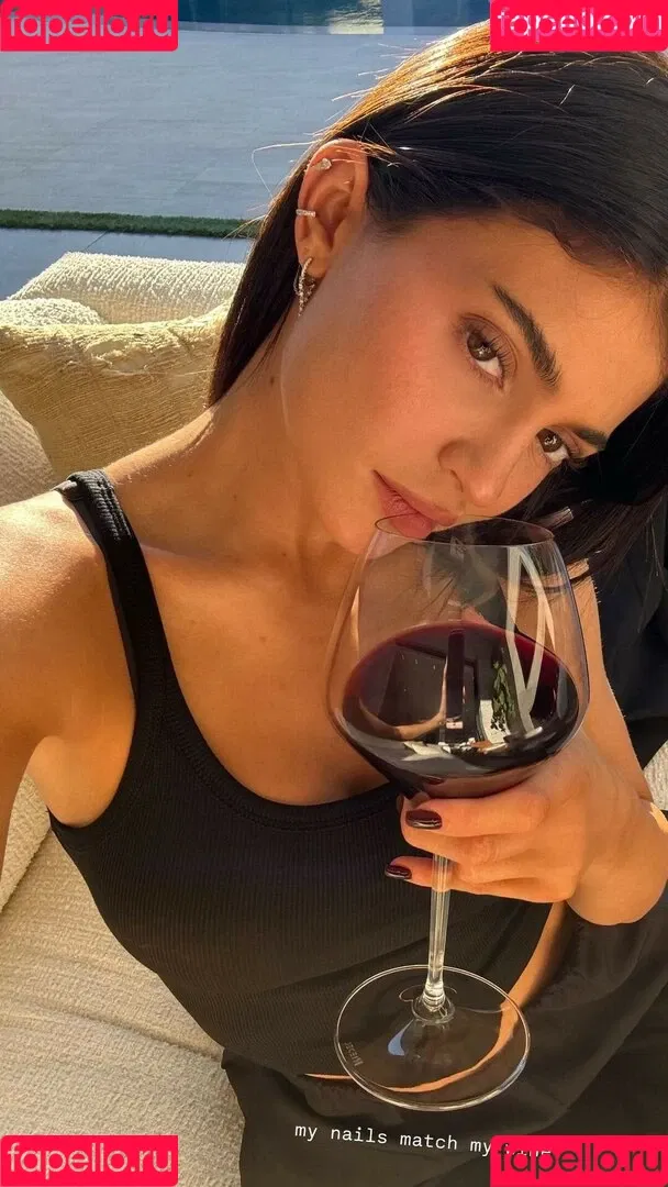 Kylie Jenner / KylieJenner / kyliejenner.2 Onlyfans Photo Gallery 