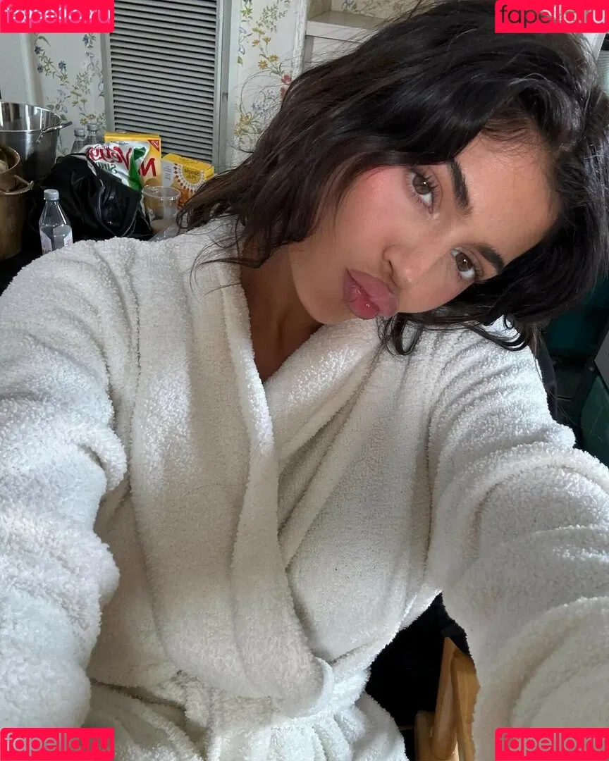 Kylie Jenner / KylieJenner / kyliejenner.2 Onlyfans Photo Gallery 