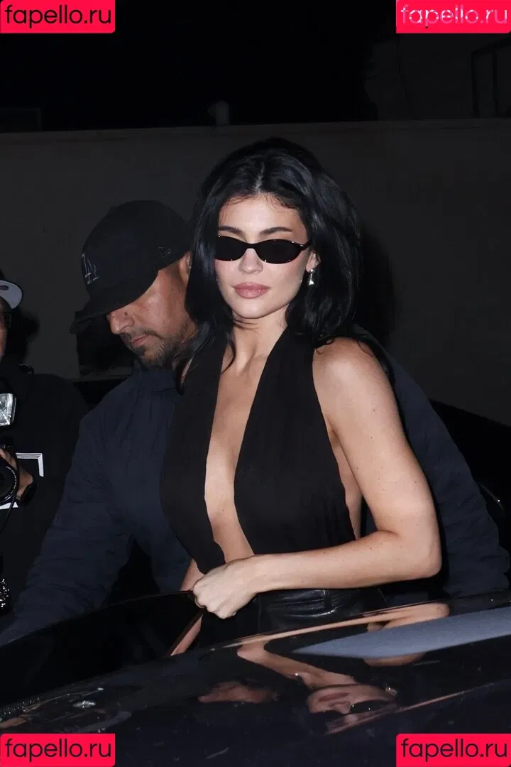 Kylie Jenner / KylieJenner / kyliejenner.2 Onlyfans Photo Gallery 