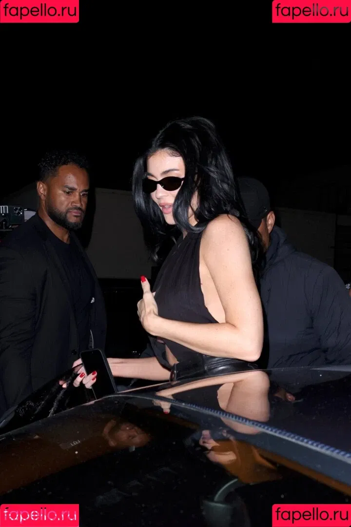 Kylie Jenner / KylieJenner / kyliejenner.2 Onlyfans Photo Gallery 