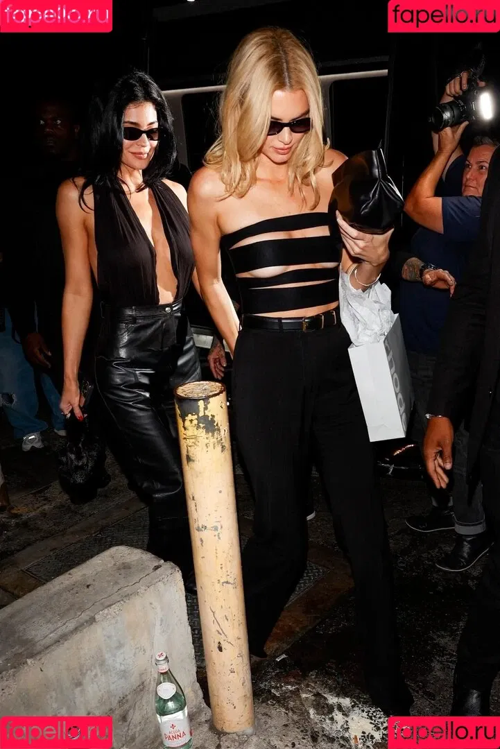 Kylie Jenner / KylieJenner / kyliejenner.2 Onlyfans Photo Gallery 