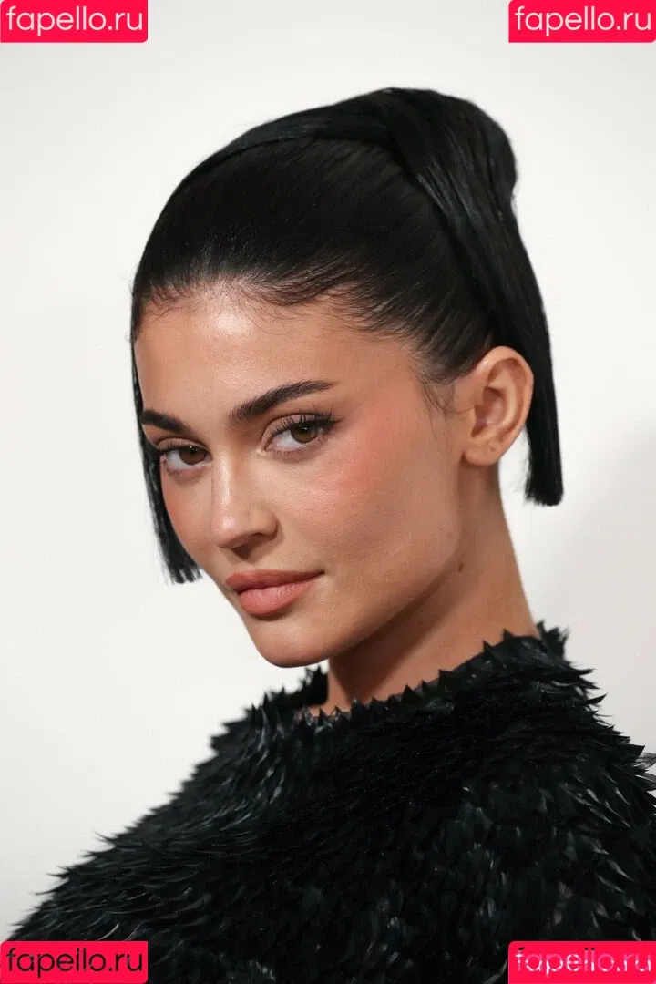 Kylie Jenner / KylieJenner / kyliejenner.2 Onlyfans Photo Gallery 