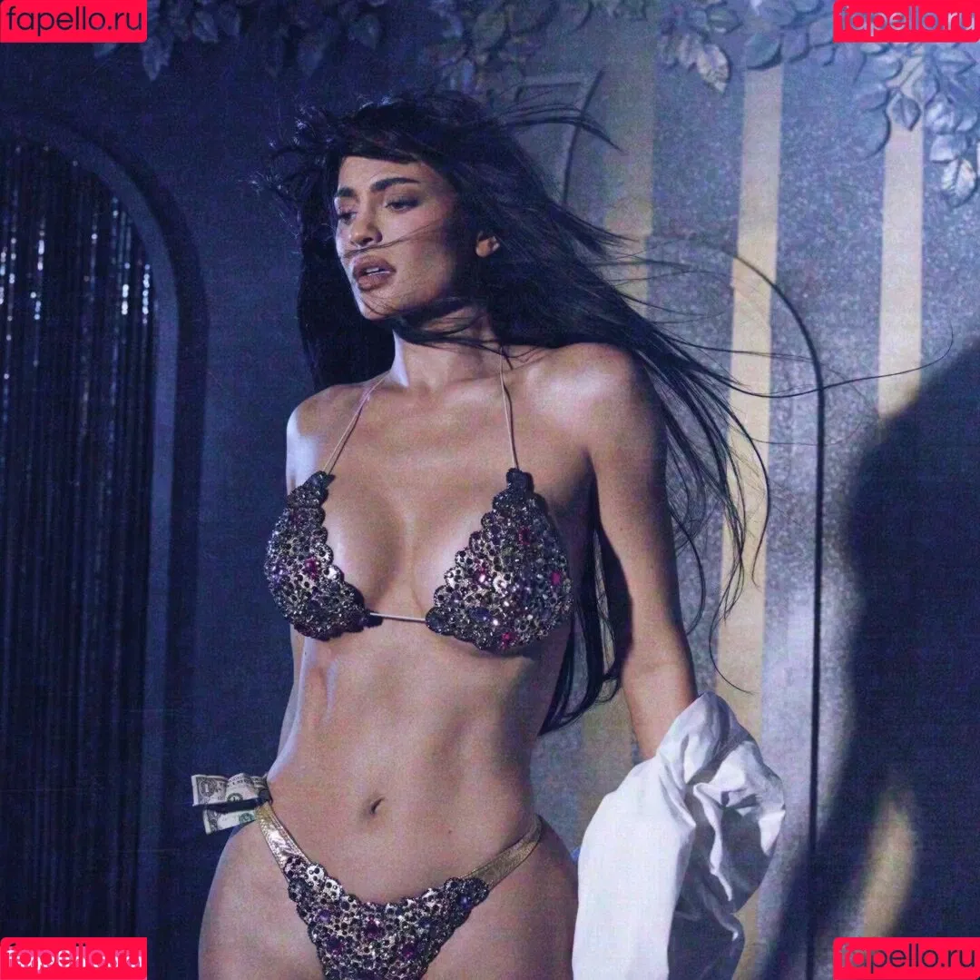 Kylie Jenner / KylieJenner / kyliejenner.2 Onlyfans Photo Gallery 