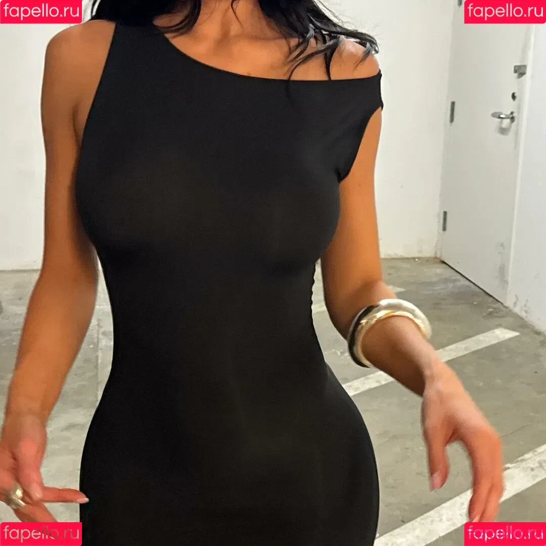 Kylie Jenner / KylieJenner / kyliejenner.2 Onlyfans Photo Gallery 